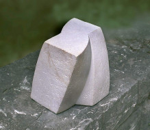 Schritt, 2005<br />Sandstein, H 40 cm, Ansicht 3